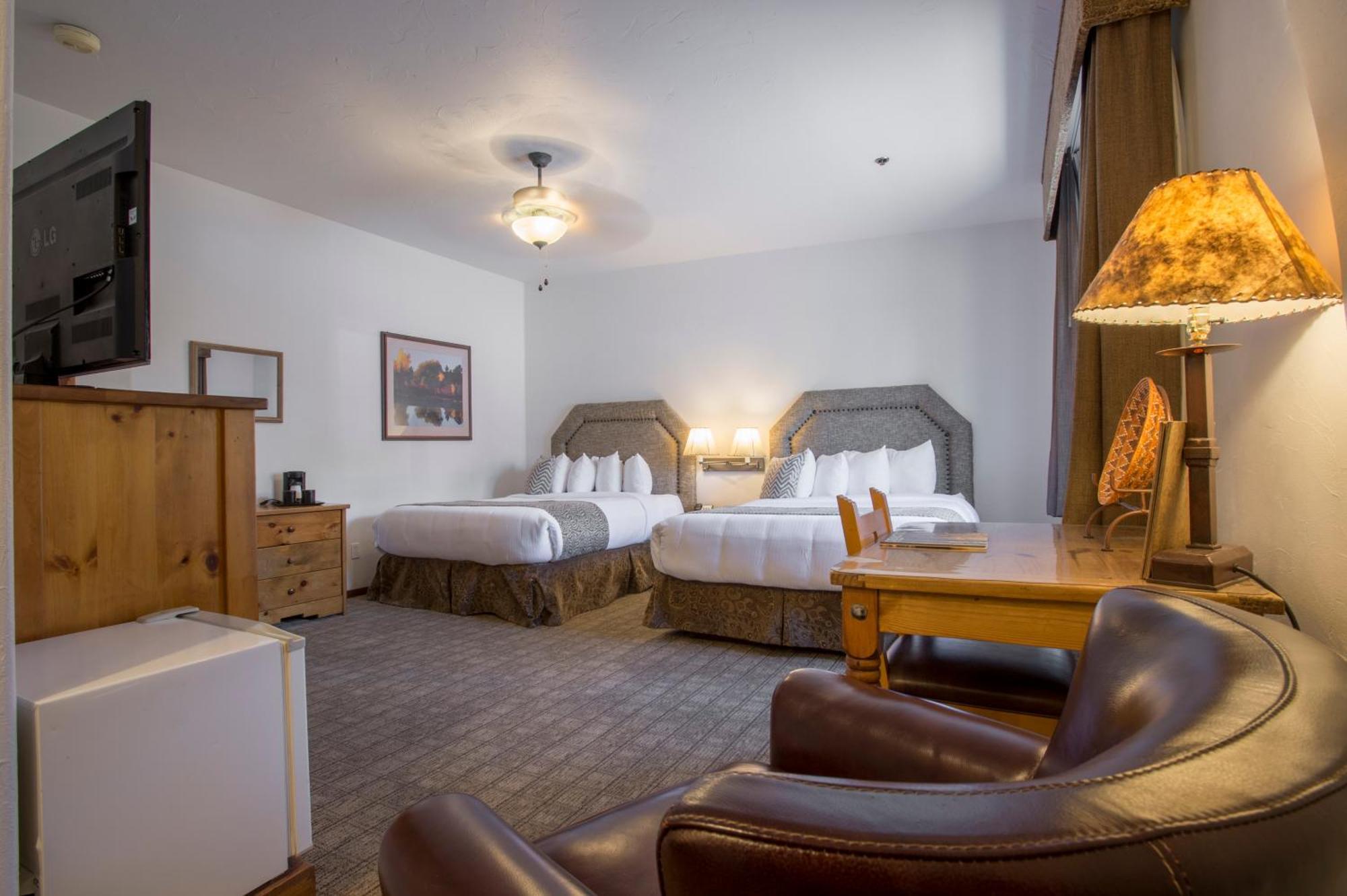 Table Mountain Inn Golden Extérieur photo