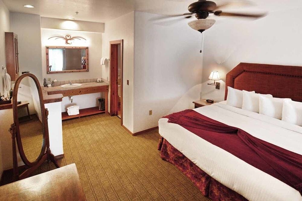 Table Mountain Inn Golden Extérieur photo